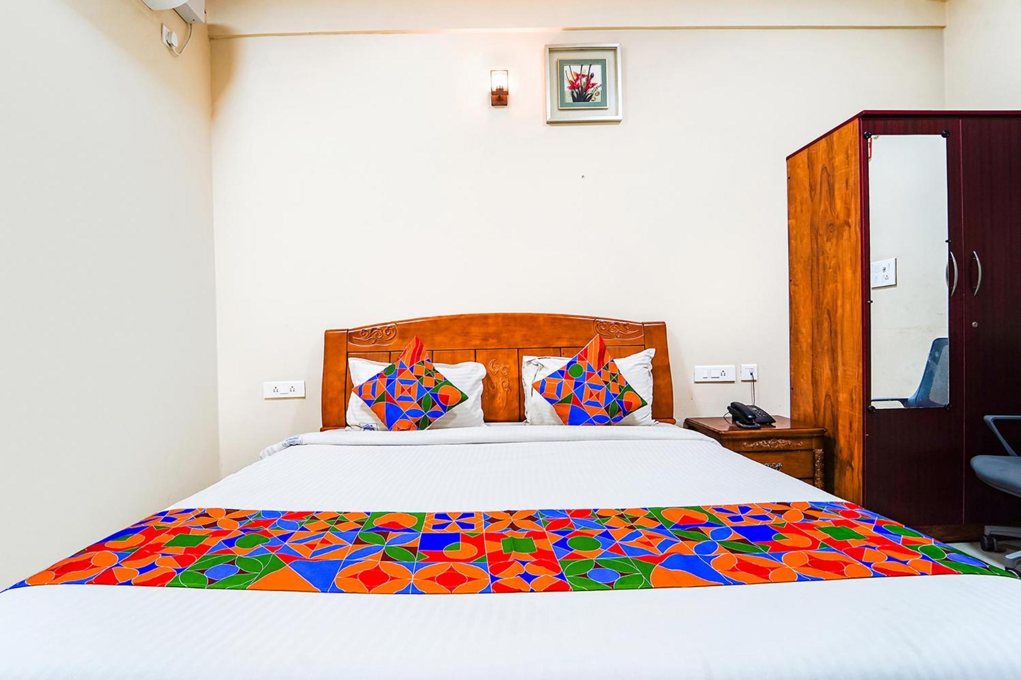Fabexpress Uv Residency - 700M From Coimbatore International Airport Irugur Ngoại thất bức ảnh