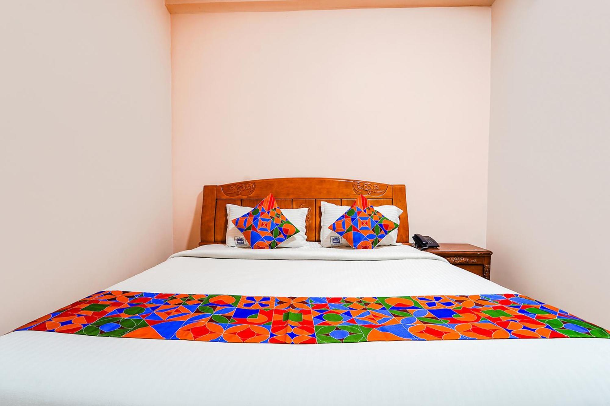Fabexpress Uv Residency - 700M From Coimbatore International Airport Irugur Ngoại thất bức ảnh