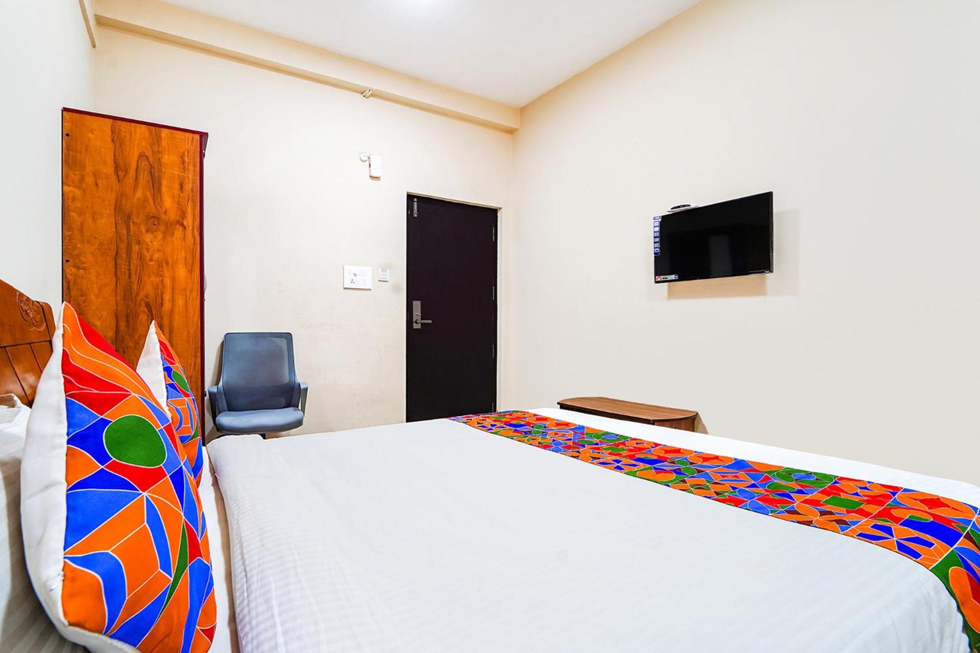 Fabexpress Uv Residency - 700M From Coimbatore International Airport Irugur Ngoại thất bức ảnh